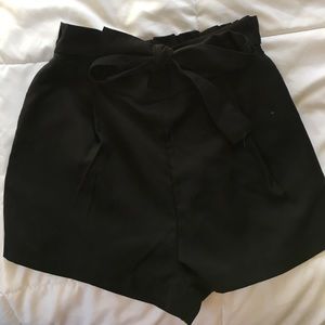H&M black shorts NWT